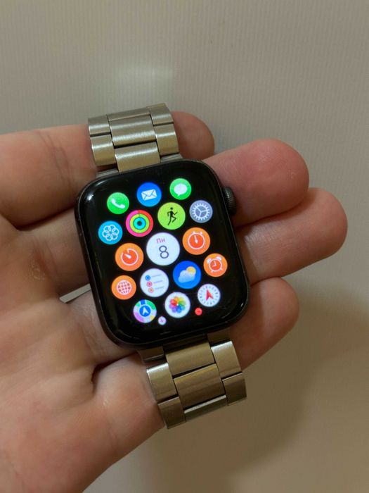 Apple Watch 5 44 Space Gray