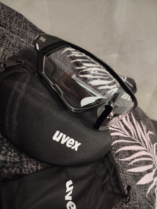 Sportowe okulary Uvex premium edition