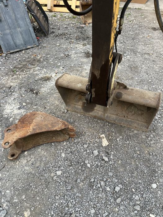 Minikoparka KOMATSU PC-05 . 1300 kg