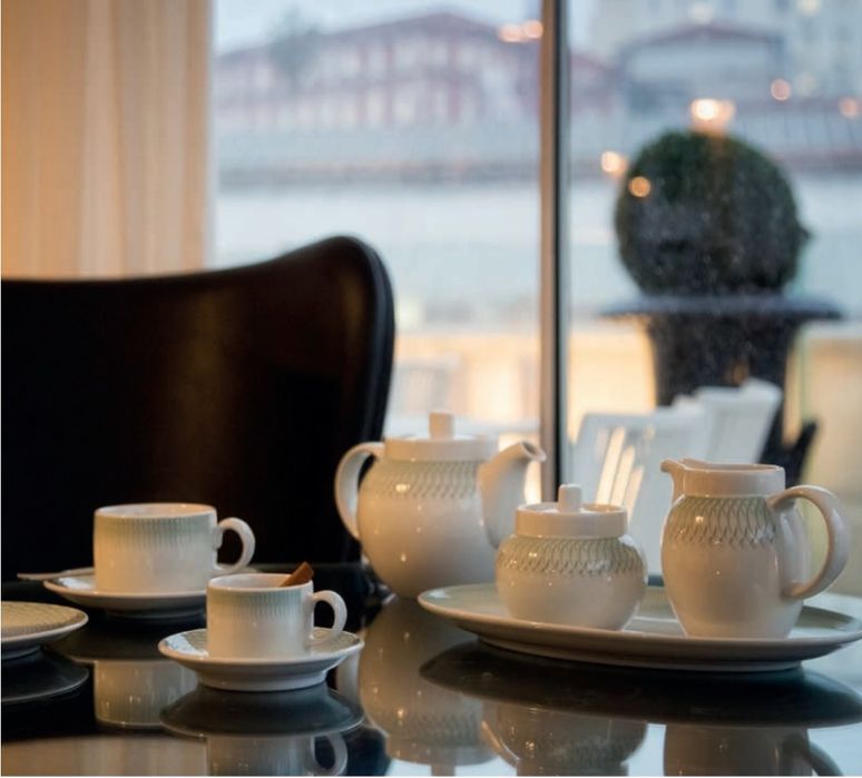 Serviço 50 peças Venezia Hotel Vista Alegre