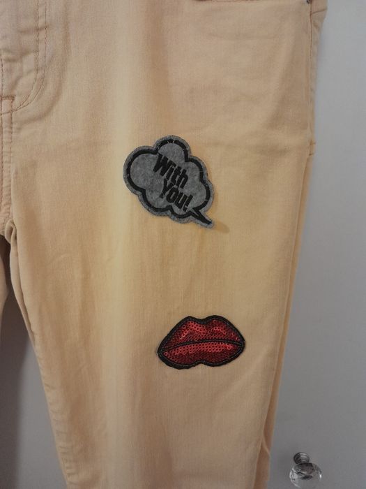 Spodnie jeans damskie