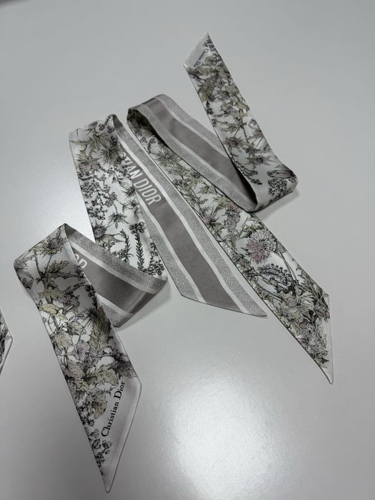 Шёлковый Бандо Dior оригинал Аксесуар двусторонний