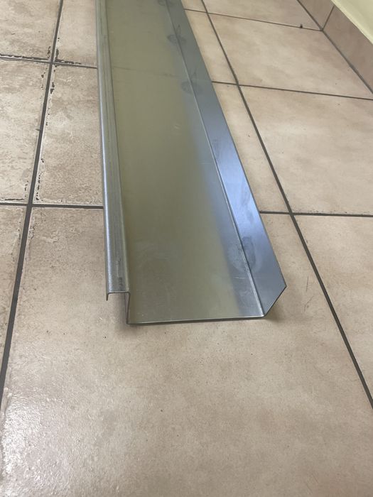 Sprzedam osłonę świateł do przyczepki 125 cm Ocynk