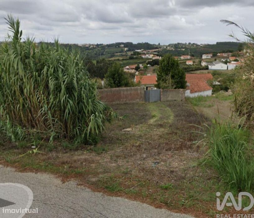 Terreno em Salir de Matos de 340,00 m2