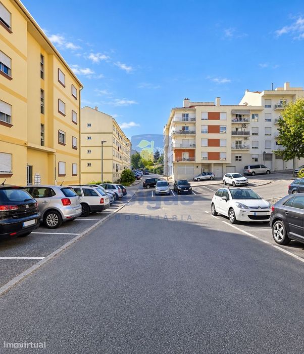 T2 totalmente renovado em Alhandra — conforto, modernidade e tranquili
