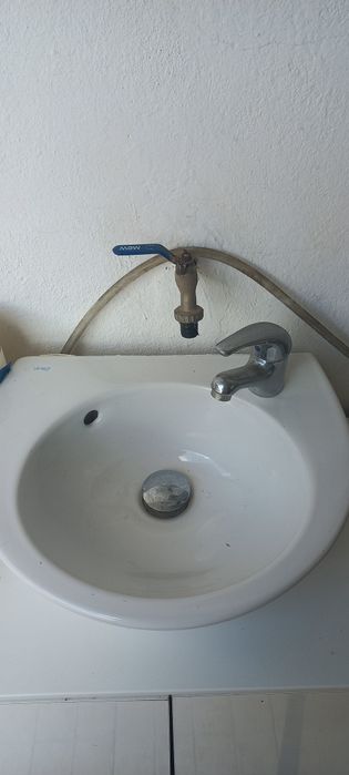 Bide + lavatorio (torneiras incluidas)