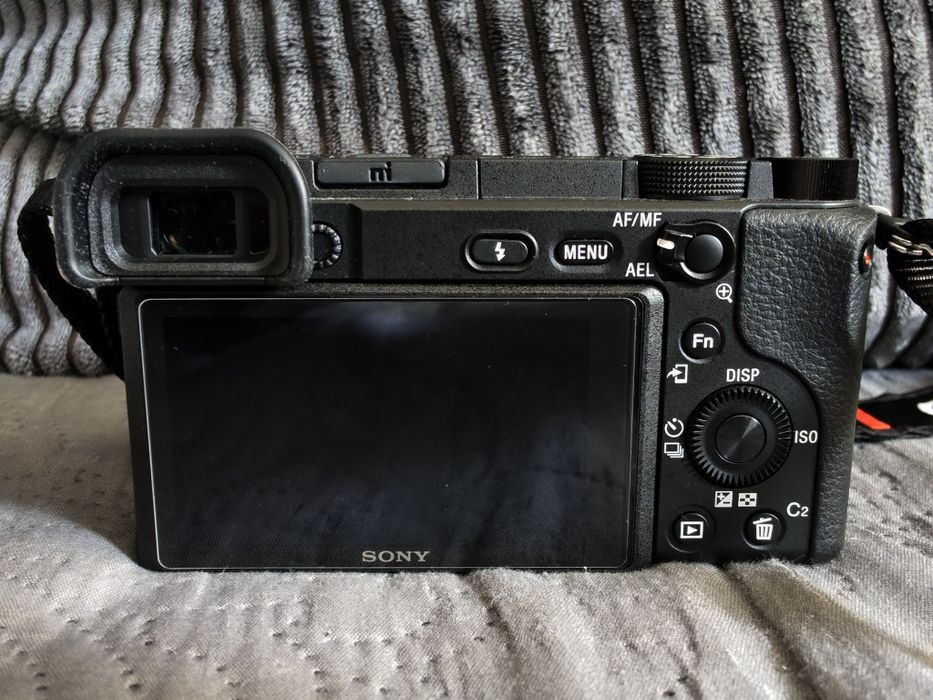 Sony Alpha 6400 plus obiektyw 55-210mm