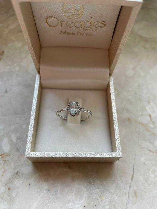 Pierścionek z diamentem i akwamarynem 18K
