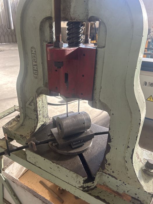 Prensa manual Mecampe 4