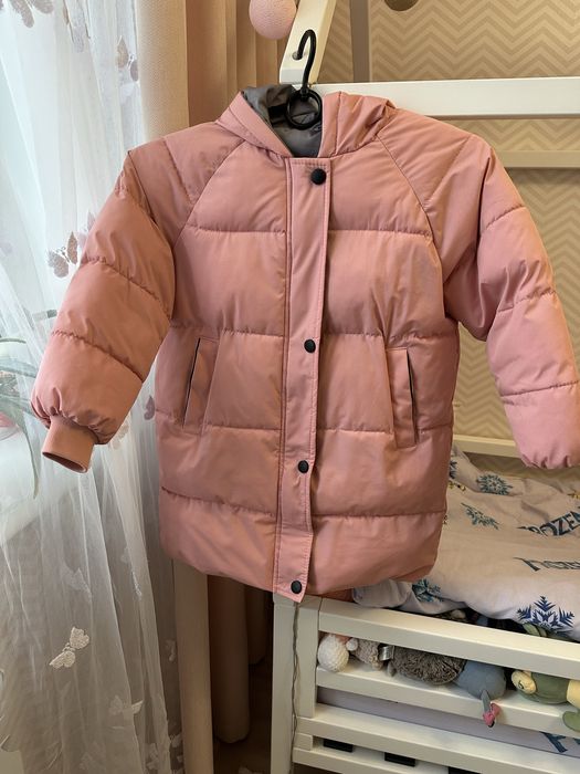 Зимова курточка на дівчинку