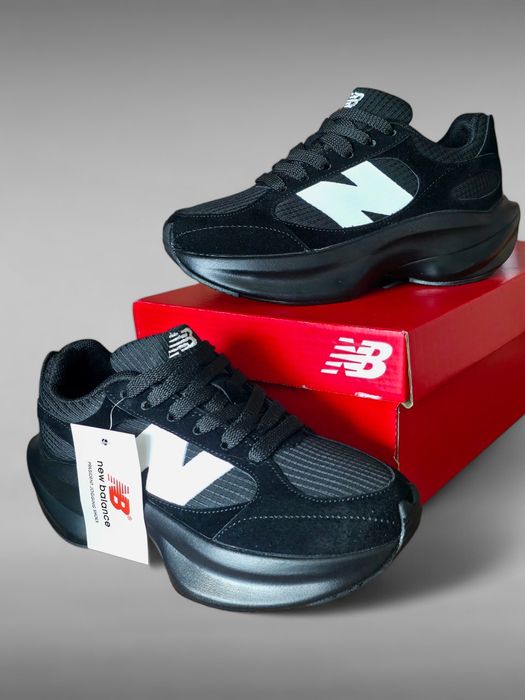Жіночі - підліткові весняні замшеві кросівки New Balance WRPD Runner