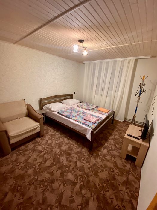 Садиба Під Скелею