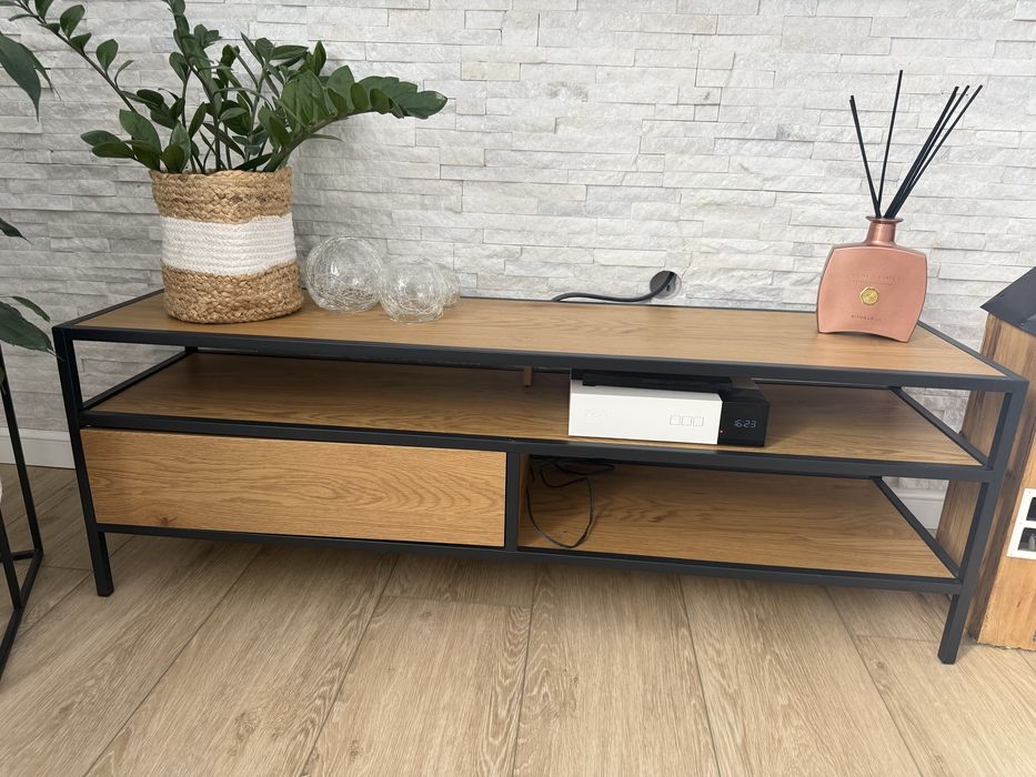 Szafka rtv, jysk, dąb czarny