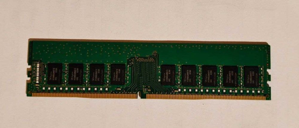 Pamięć 16GB DDR4 PC4-2400T 2400MHz ECC-Reg HYNIX