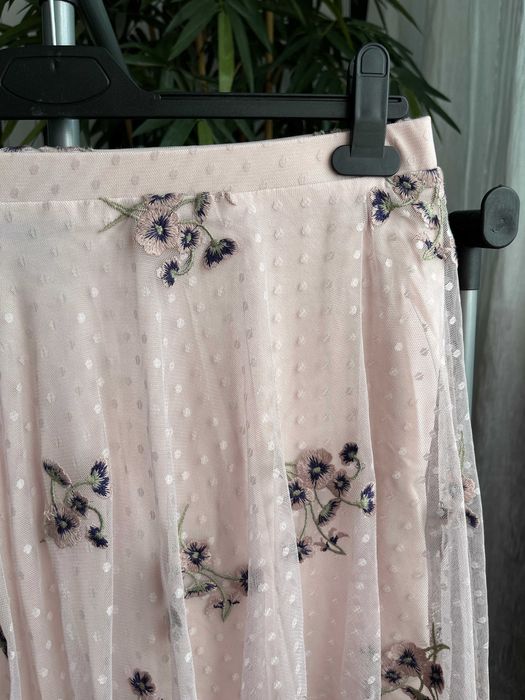 Юбка сетка миди в горошек с вышивкой New Look