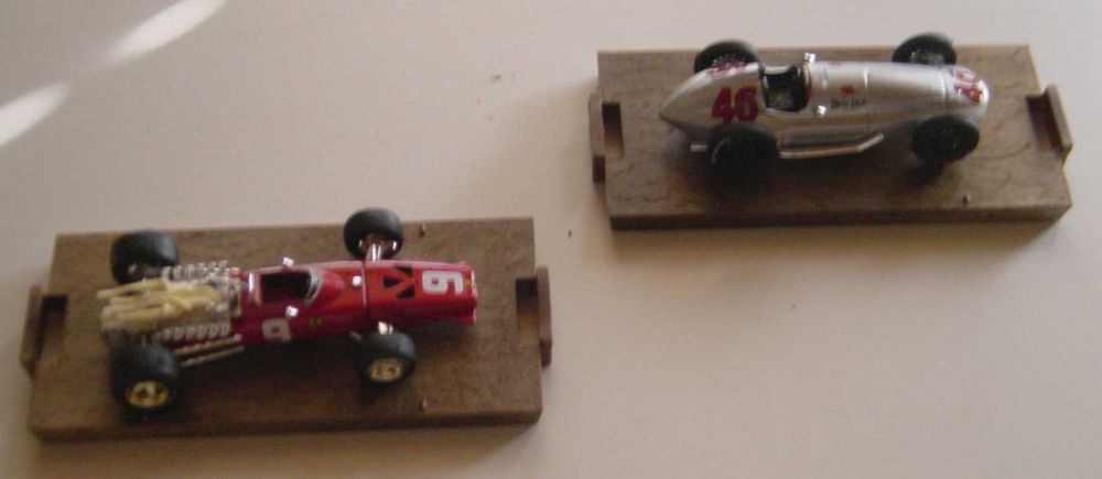 Colecionismo: Lote 2 Carros Marca BRUMM (Made in Italy)