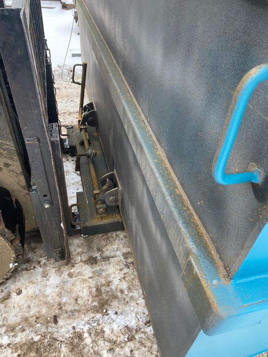 TK 3000 pojemnik samowyładowczy do wózka widłowego koleba koliba