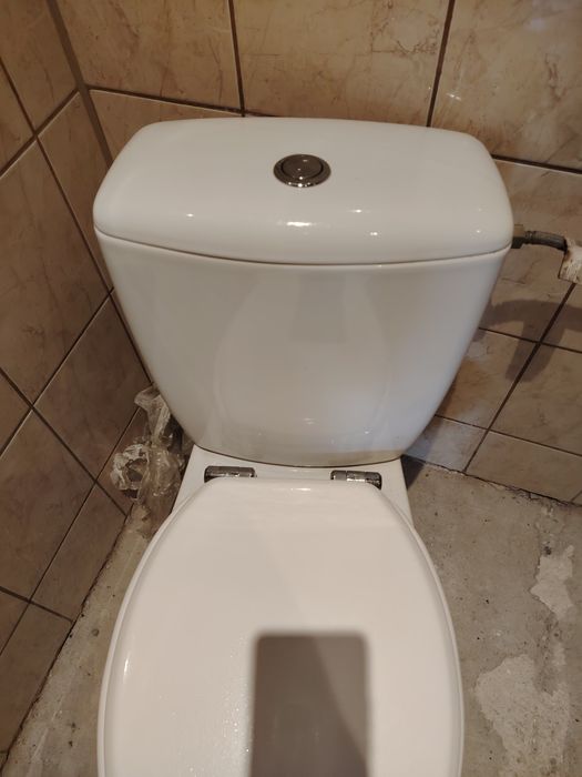 Sprzedam Kompakt Wc.