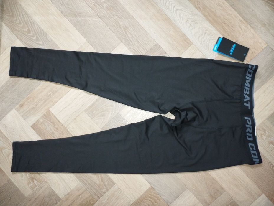 Компрессионные леггинсы Combat pro