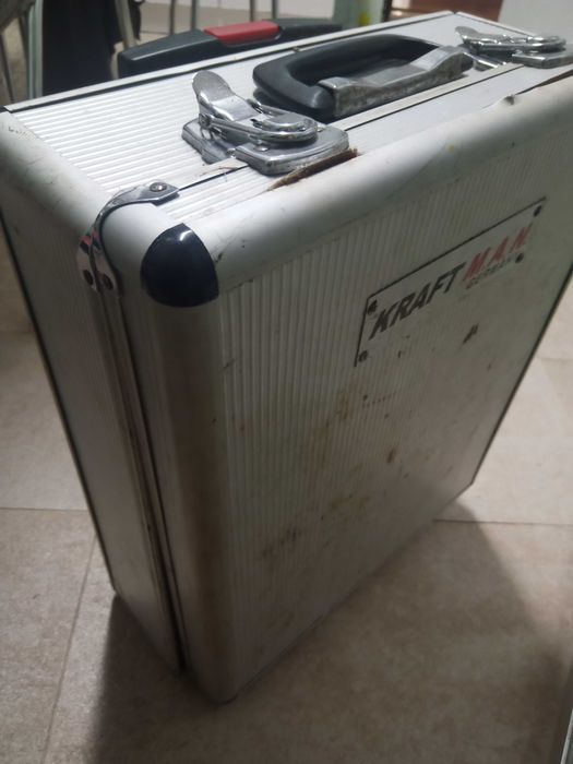 Caixa Case Germany Kraft Tools