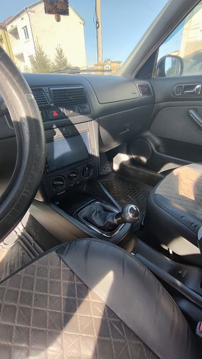 Продам , Фольксваген гольф 1.6 б.