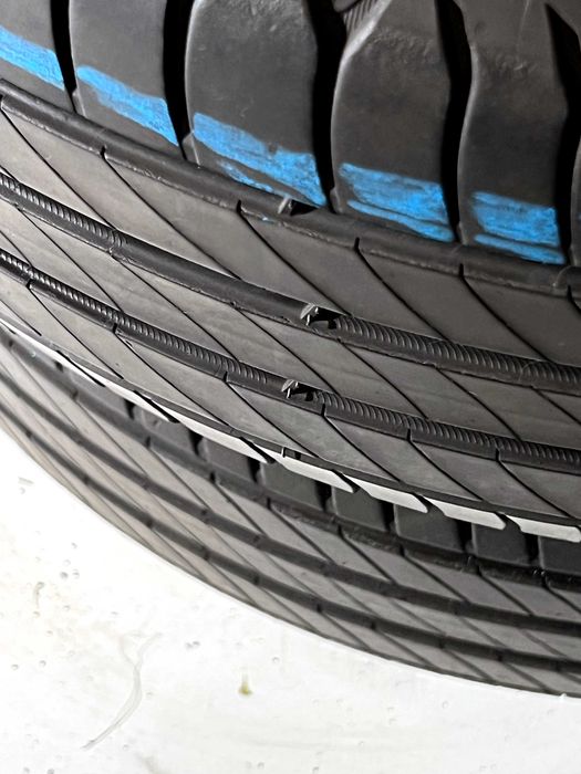 Pneus Michelin Primacy 4 - 205/55/17 - Muito Bons