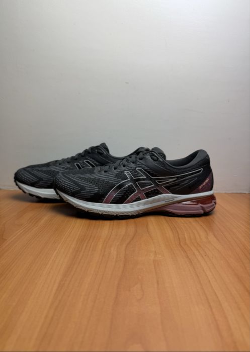 Кроссовки Asics GT 2000 Gore-Tex размер 41 оригинал спортивные бег run