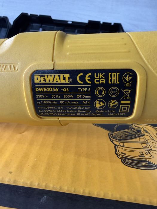 De WALT DCH253   DW682   DWE4056
