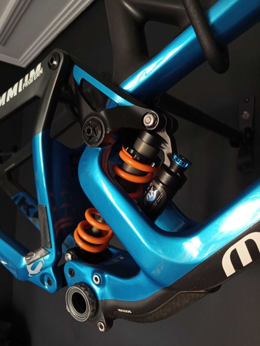 Quadro Carbono Downhill Mondraker Summum Carbono