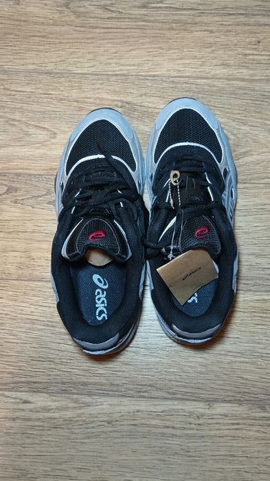 buty Asics gel nyc 42