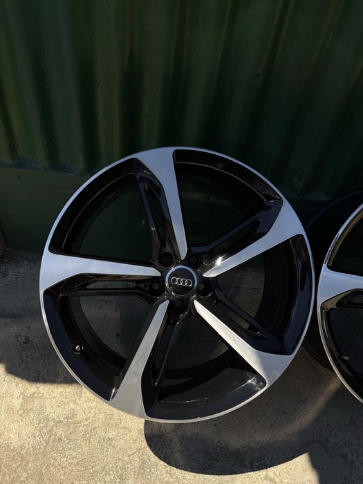 Оригінальний комплект дисків Audi R21 Blade RS q7 q8 rs7 rs6 s6 s7 a6 a7