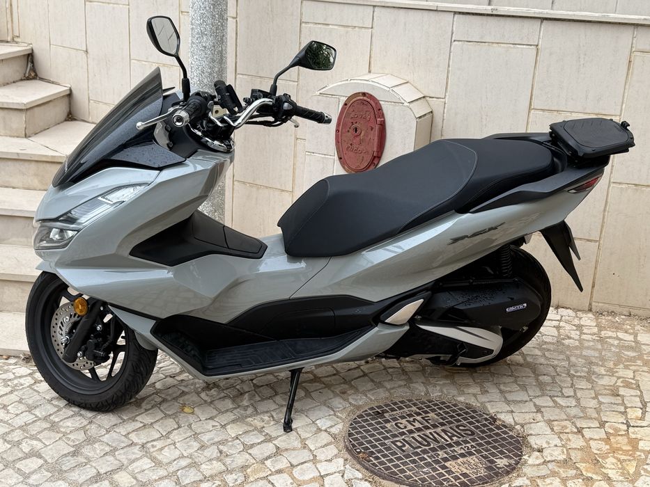 Honda PCX 125 – 2025 – Apenas 3.500 km – Revisão feita