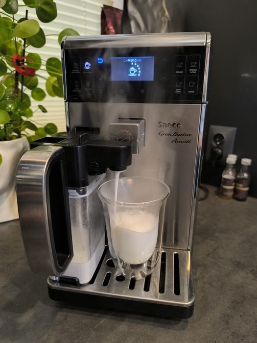 Ekspres do kawy Saeco Granbaristo nie Krups Jura Nivona DeLonghi