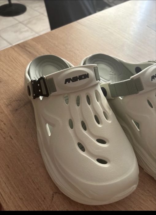 Klapki / chodaki 40-41