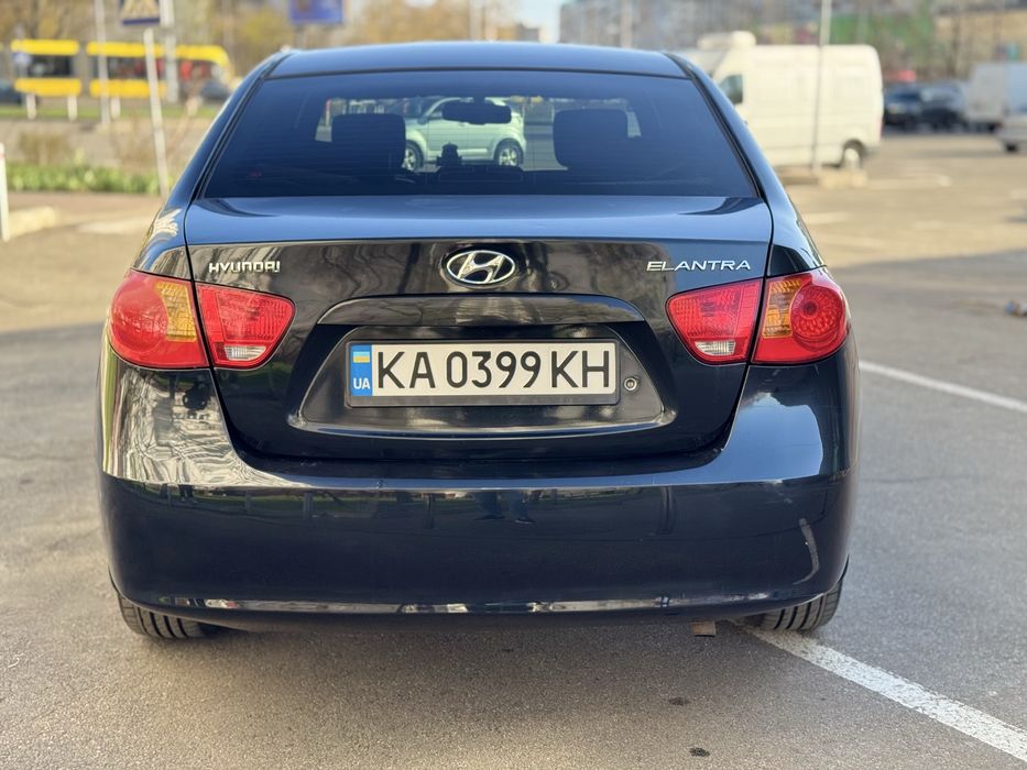 Hyundai Elantra HD