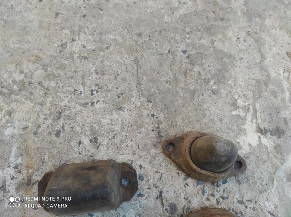 Продам відбійник уаз 452 , 3909 , 469