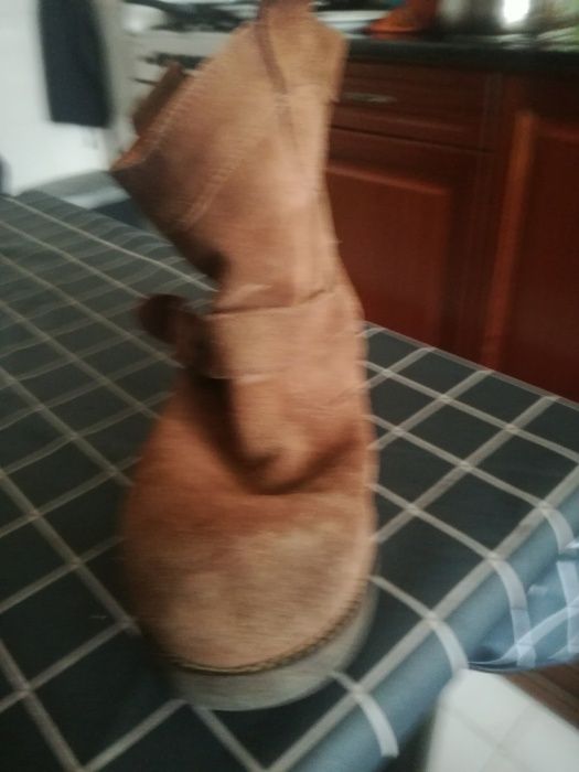 Botas castanhas64286241403905121