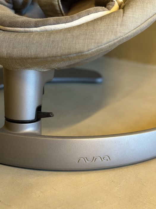 Nuna Espreguiçadeira para Bebé