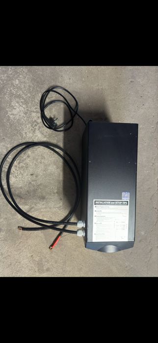 UPS APC smt1000i pełny sinus