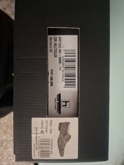 Sapatos Hugo Manuel Novos Em Caixa Nr42