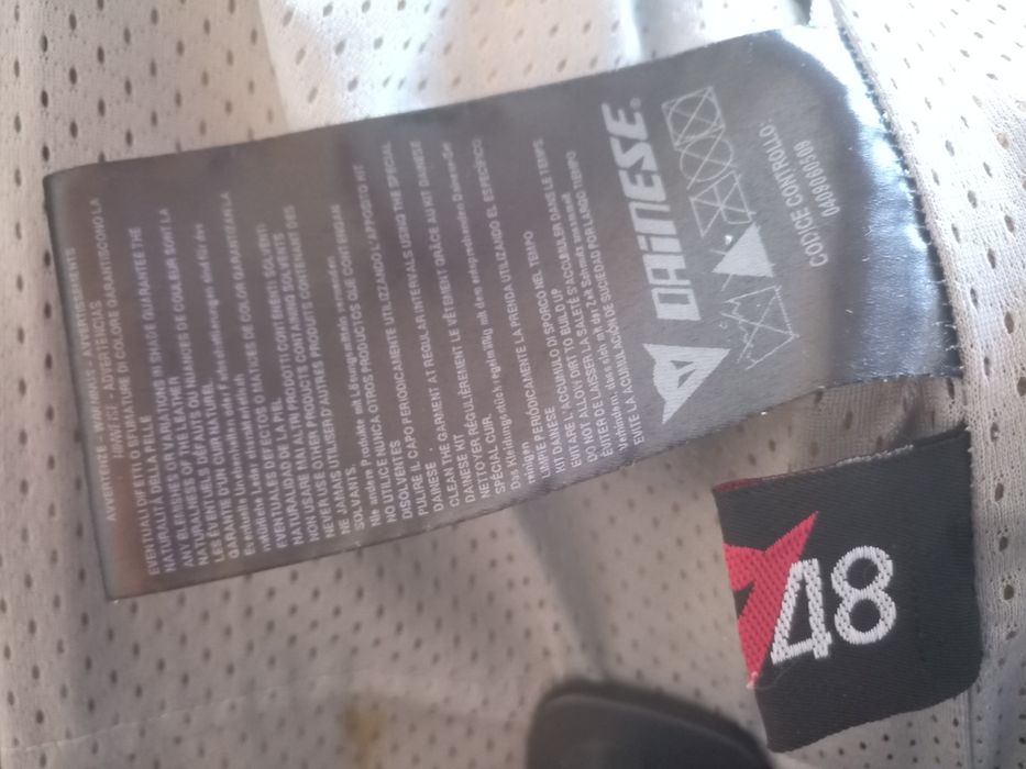 Blusão casaco Dainese 48 em couro cabedal Novo/nunca usado