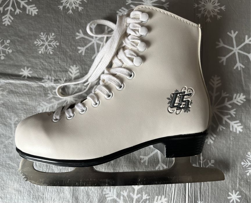 Ковзани , розмір 35