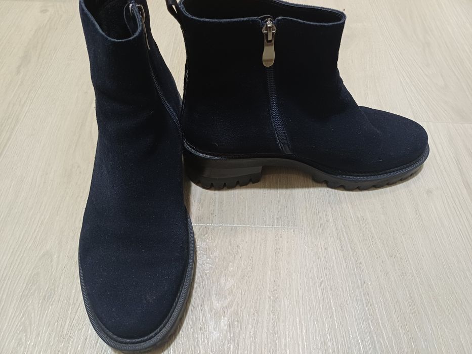 Продам черевики б/у