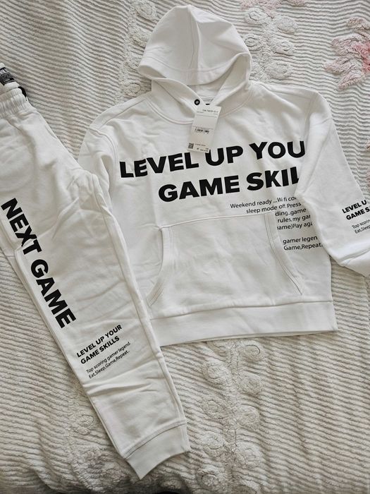 Спортивный костюм на мальчика C&A(Германия),р.140