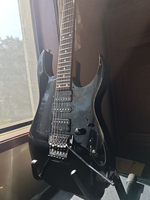 Ibanez RG 450 MiJ (Made in Japan) 1993 Fujigen.
100% original, sem nen