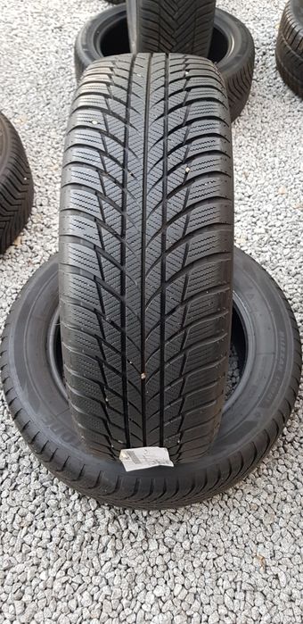 Opony zimowe Bridgestone 2sztuki 205/60/17