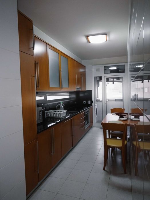 Quarto mobilado em Padrão da Légua, Matosinhos