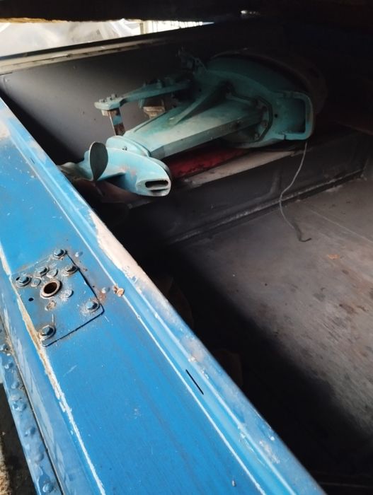 Моторная лодка      Казанка  5 м 2