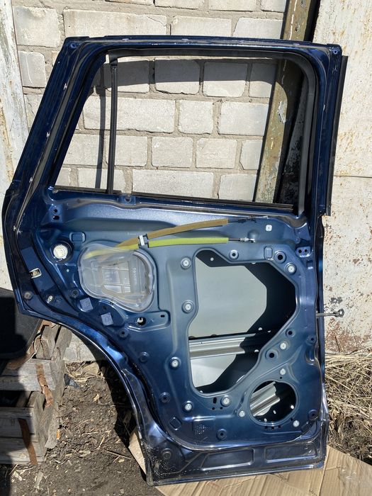 Двері Mazda cx5 2016 америка