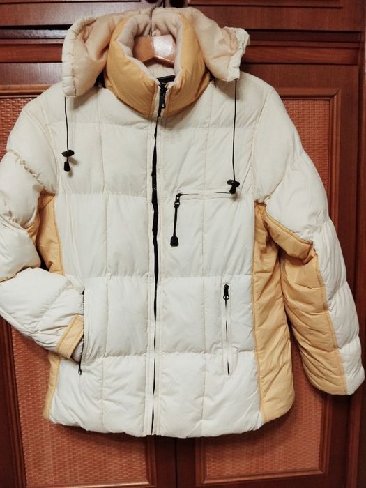 Жіноча куртка і пуховик  Schottel  розмір      ,S  М, Л.